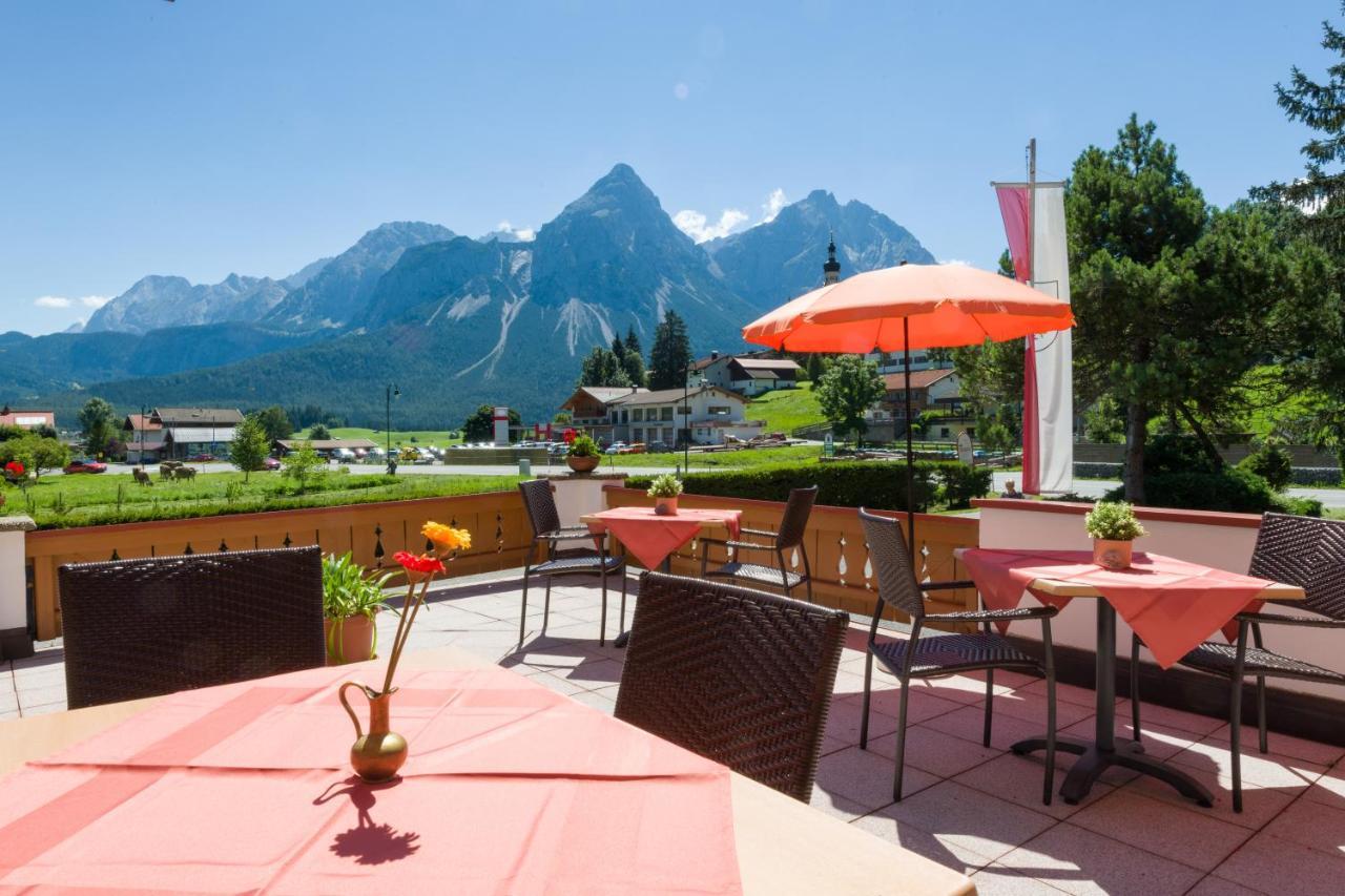 Tirolerhof Hotell Lermoos Exteriör bild