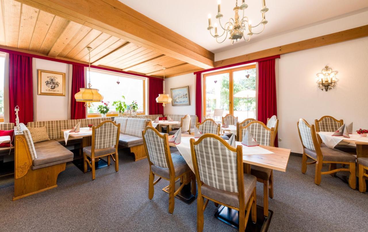 Tirolerhof Hotell Lermoos Exteriör bild